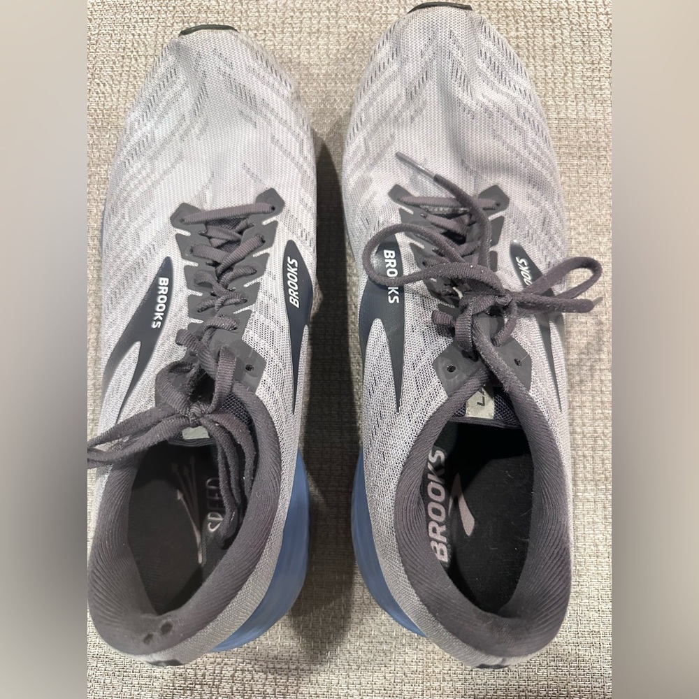 Skechers Men's Gray Athletic Shoes